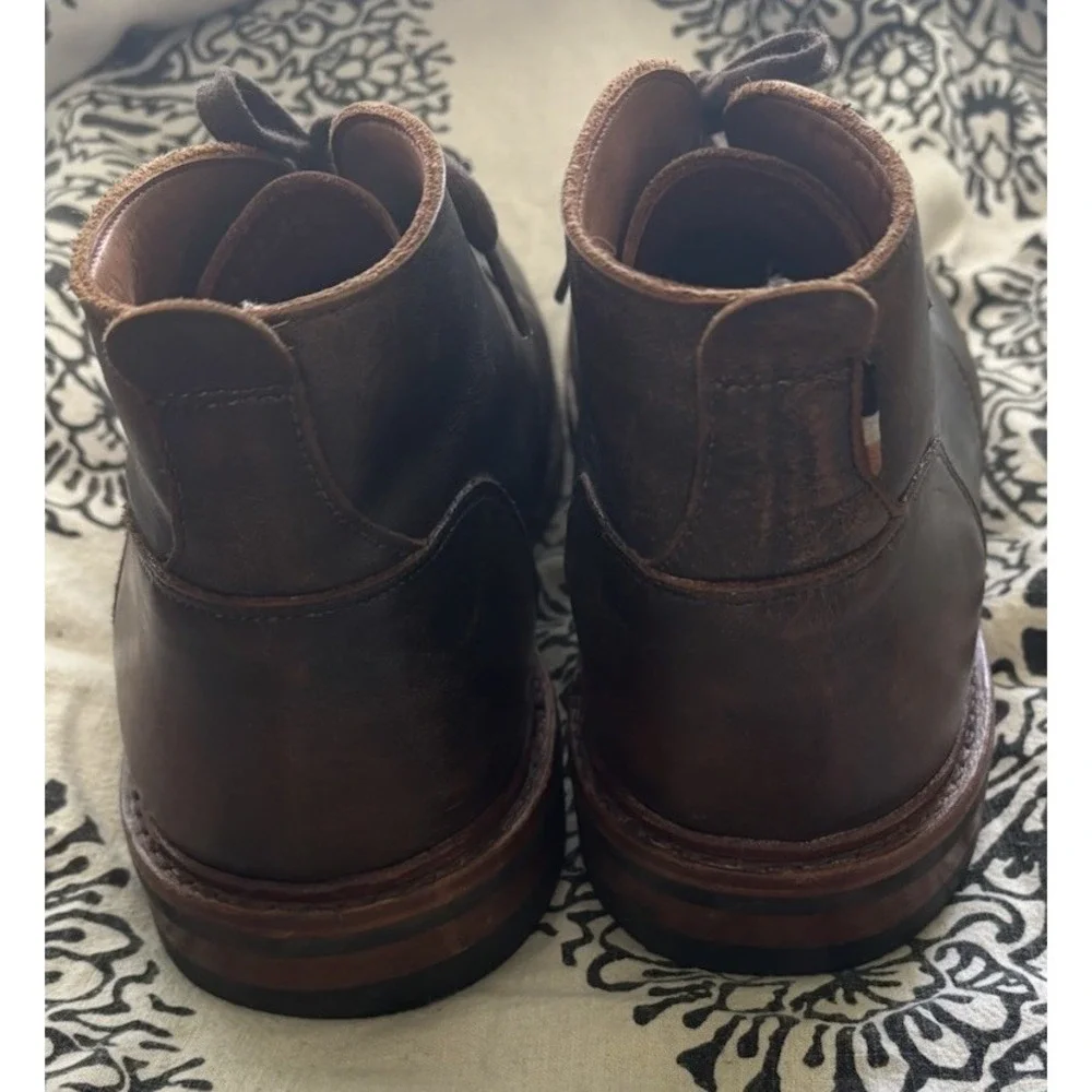 Allen Edmonds Chandler Chukka Boots Mens 9.5 3E Brown Leather Dainite Sole